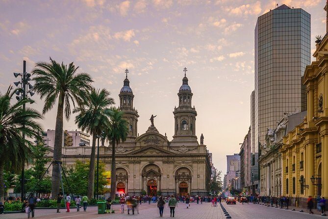 Airport Transfer: Santiago Airport SCL to Santiago by Luxury Van - Seamless Arrival in Santiago: Airport Transfer by Luxury Van