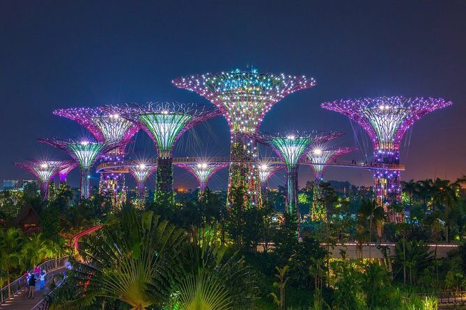 Airport Transfer: SIN Airport to Singapore by Business Car - FAQ