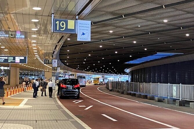 Airport Transfer Standard Taxi (up to 3guests) - Key Points