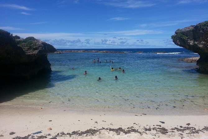 Airport Transfers from Fua'amotu International and Domestic Airport - A Smooth Start: Airport Transfers from Fuaamotu in Tonga