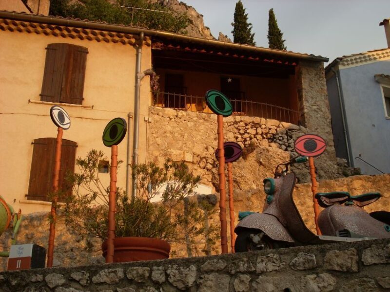 Aix-en-Provence: Verdon & Moustiers-Sainte-Marie Full-day - Scenic Stops and Views Around Sainte Croixs Lake