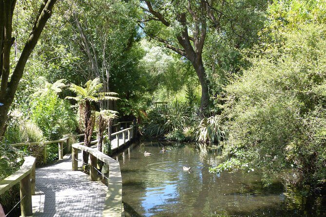 Akaroa Shore Excursion: Banks Peninsula, Christchurch City Tour and Willowbank Wildlife Reserve - FAQ
