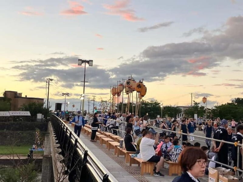 Akita: Seat and Guide of Yokote's Okuribon Festival - The Viewing Experience
