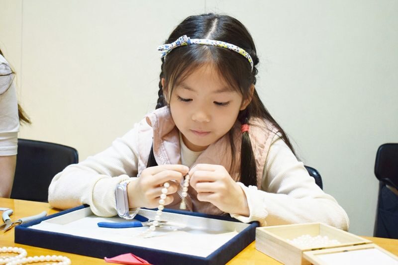 Akoya Pearl Bracelet Making Experience with Japanese Gems (Kyoto) - Booking and timing details to keep in mind