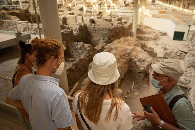 Akrotiri guided tour - Is It Worth the Price?
