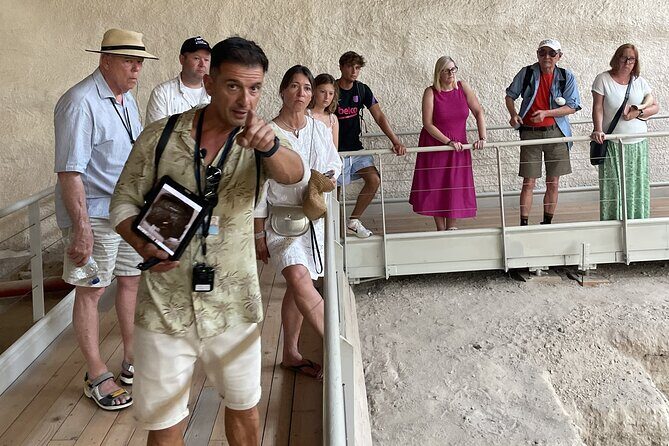 Akrotiri Private Guided Tour with an Archaeologist - FAQs