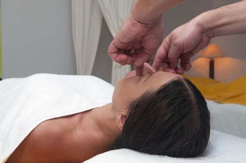 Akrotiri: Singles' Aromatherapy Massages - Who Will Enjoy This?