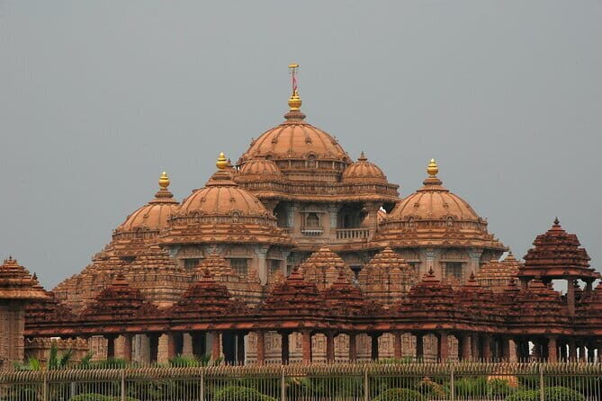 Akshardham Temple with Walk in the Green Paradise of Rajghat and Shanti Van - Key Points