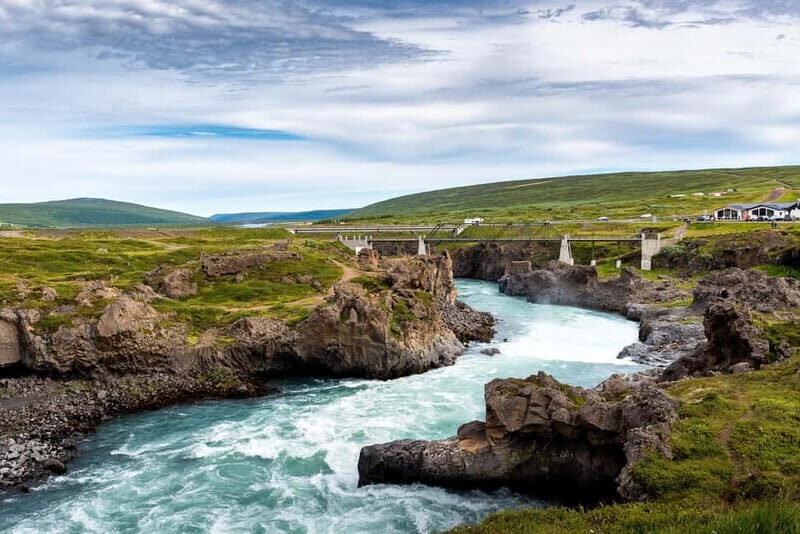 Akureyri Port: Dettifoss, Goðafoss and Lake Mývatn Tour - Exploring the Highlights: A Detailed Look at the Tour