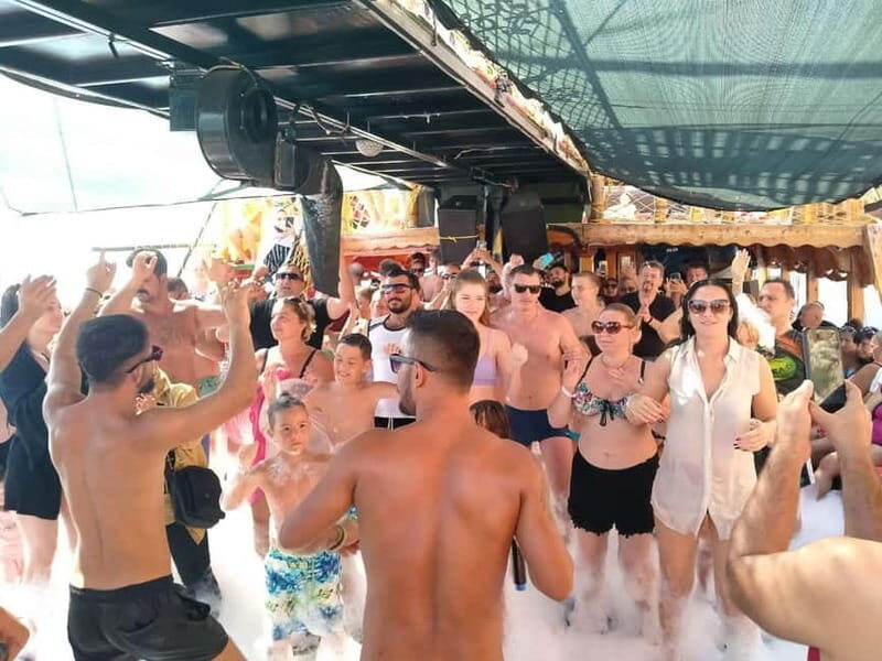 Alanya Boat Trip with Swimming & Castle Panorama Views - Key Points