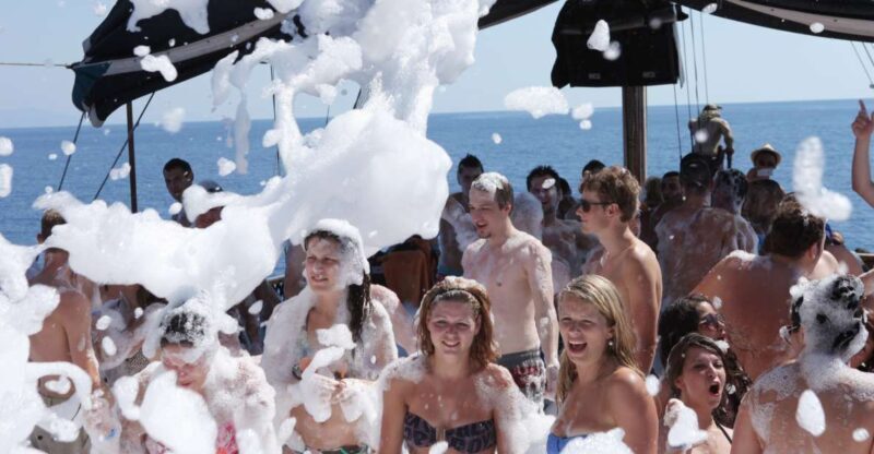 Alanya: Disco Boat Tour with Foam Party and Unlimited Drinks - In-Depth Review of the Disco Boat Tour in Alanya