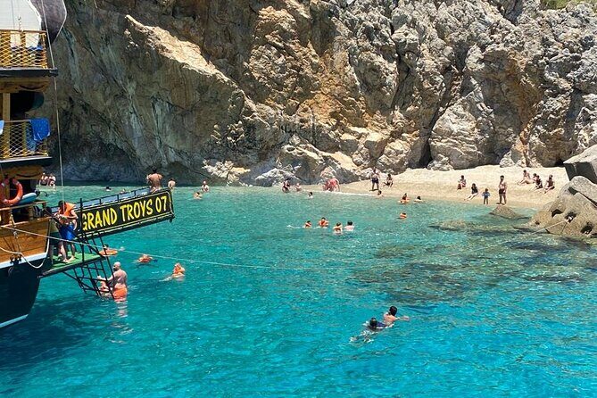 Alanya Grand Pirate Boat Tour with Lunch, Soft Drinks & Transfer - Who Will Love This Tour?
