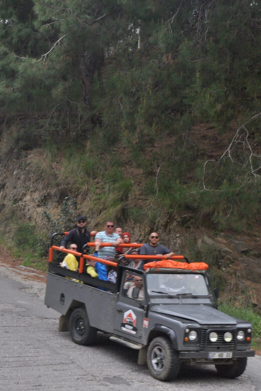 Alanya: Jeep Tour with Dim Cave, Waterfall with Dimcay Lunch - Scenic Drive and Water Fight Fun