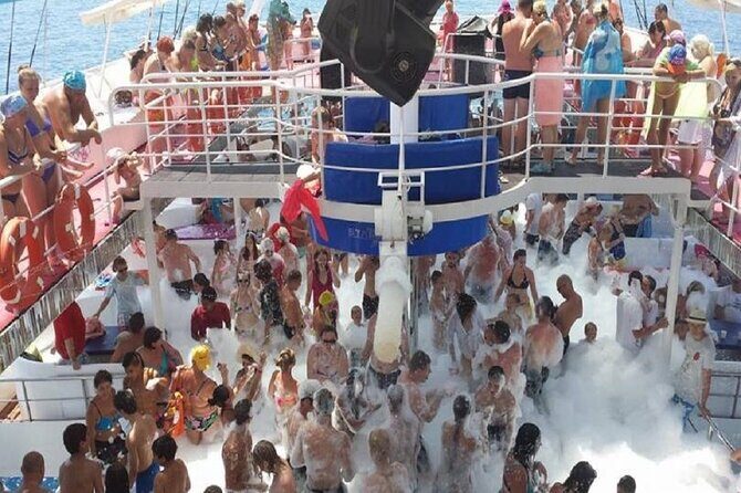 Alanya: Luxury Pirate Boat Tour with Foam Party - The Foam Party and Entertainment