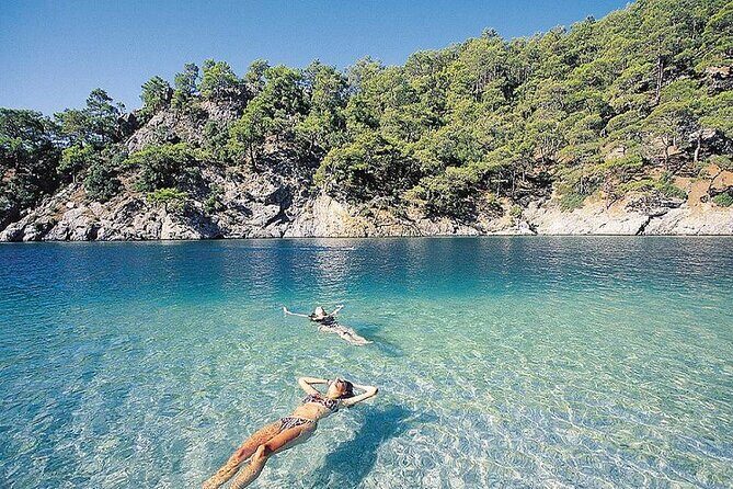 Alanya: Luxury Pirate Boat Tour with Foam Party - Practical Tips and Considerations