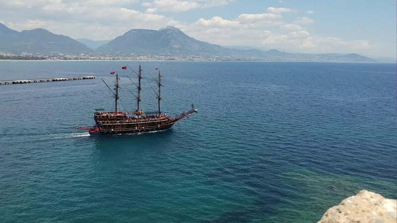 Alanya: Pirate Boat Party with Foam, Disco, Lunch & Drinks - What’s Included and What’s Not