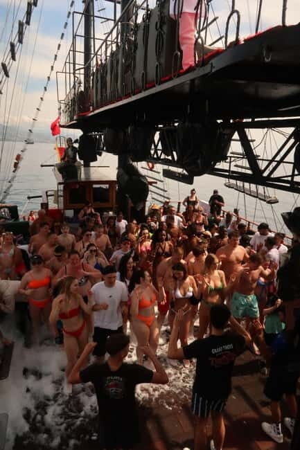 Alanya: Pirate Boat Party with Foam, Disco, Lunch & Drinks - The Pros and Cons