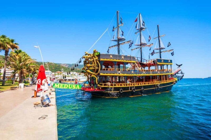 Alanya: Pirate Boat with Foam Party incl. Lunch & Drinks - Key Points