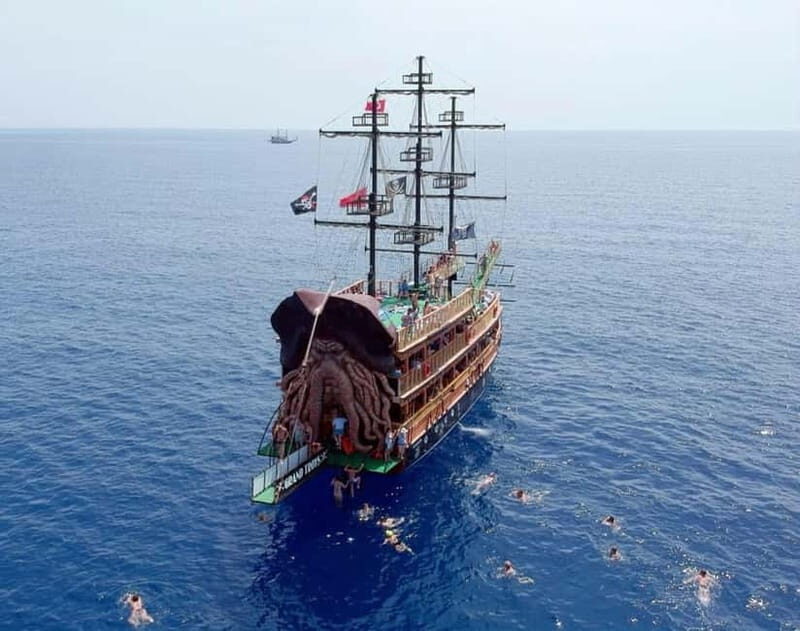 Alanya: Pirate Boat with Lunch and Unlimited Drinks - What We Love About This Experience