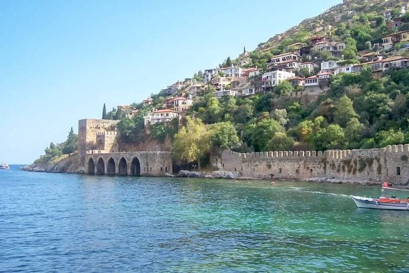Alanya: Pirate Boat with Transfer, Lunch & Unlimited Drinks - A Deep Dive into the Experience