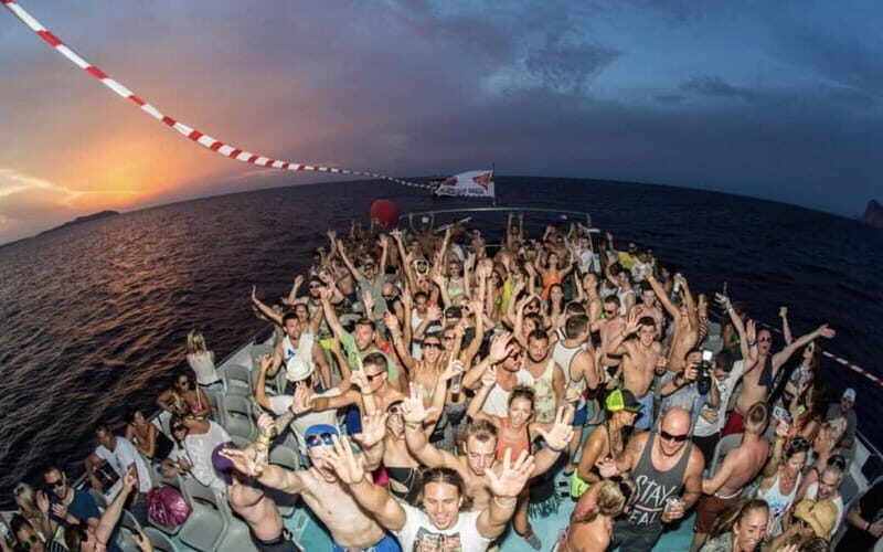 Alanya Pirate Sunset Cruise w/ Foam Party & Optional Drinks - FAQ