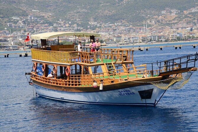 Alanya Relaxing Boat Tour with Lunch, Soft Drinks & Transfer - FAQ