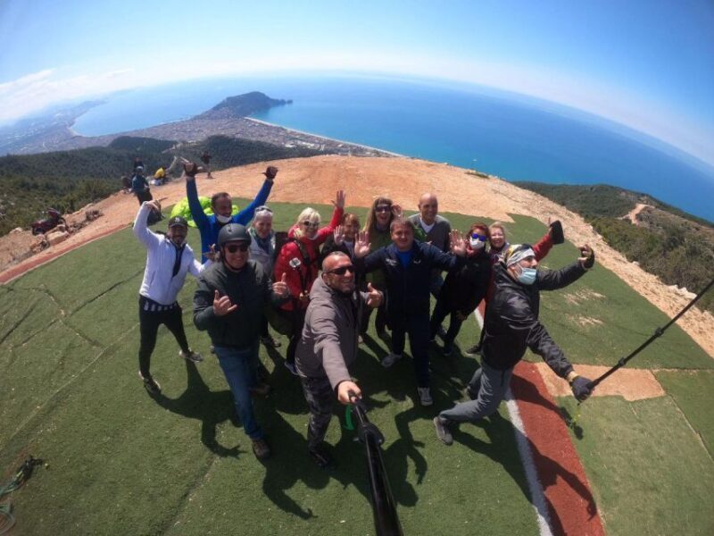 Alanya: Tandem Paragliding from 700m with Meeting or Pick Up - The Experience in Detail