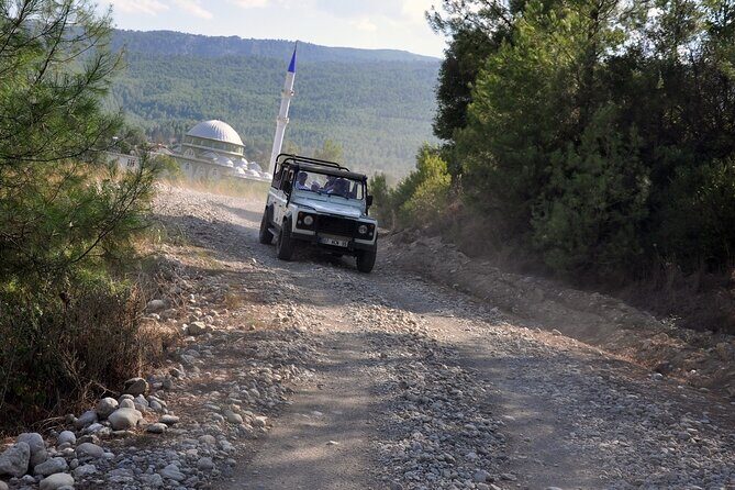 Alanya Taurus Mountains Jeep Safari & Lunch at Dimcay River - Who Should Book This Tour?