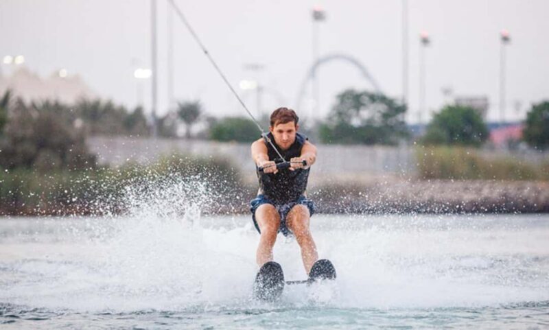 Alanya: Water Ski Experience with Equipment - A Closer Look at the Water Ski Experience in Alanya