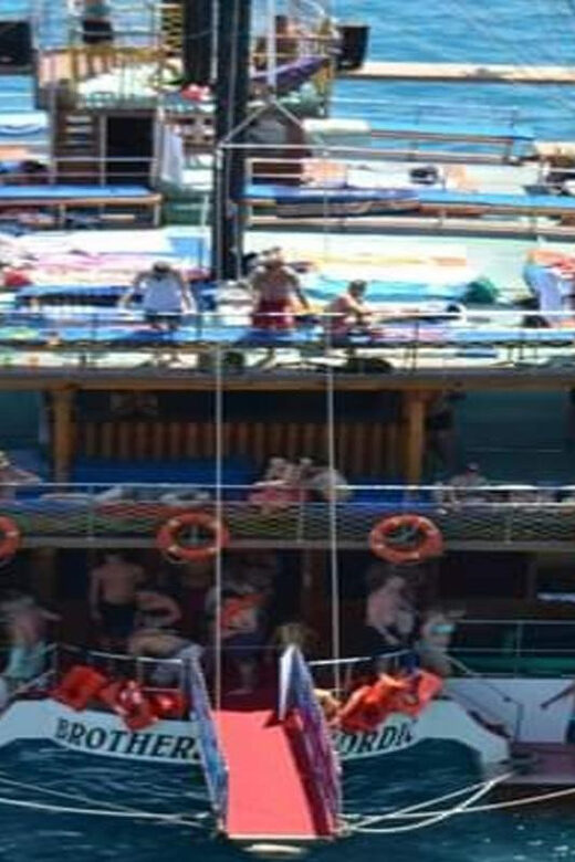 Alanya:Catamaran Tour with Lunch&Soft Drinks Animation Shows - Who should consider this tour?