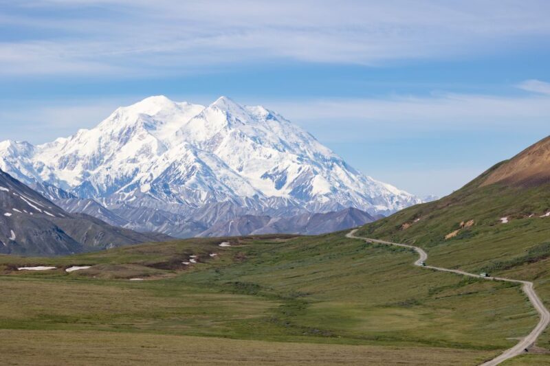 Alaska 9 Day Ocean Wildlife to Interior Wilderness Adventure - Talkeetna: The Artistic Small Town