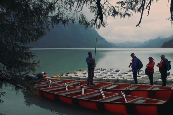Alaska Wildlife Voyageur Canoe Safari from Haines - The Lunch and Comforts