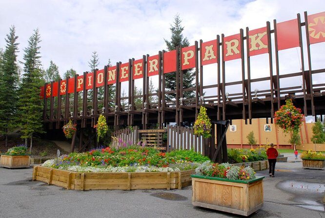 Alaskan Heritage and Sightseeing Tour in Fairbanks - Fairbanks Heritage and Sightseeing Tour: A Genuine Alaska Experience