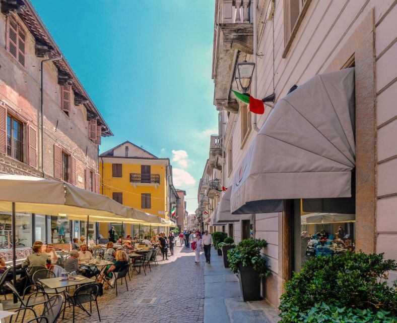 Alba: Historic Town Highlights Guided Walking Tour - Who Should Book This Tour?