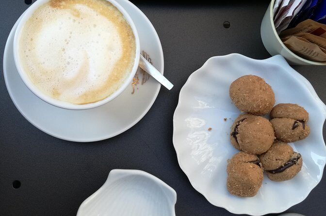ALBA walking & TASTING tour (food, wine and history) - Who Should Consider This Tour?