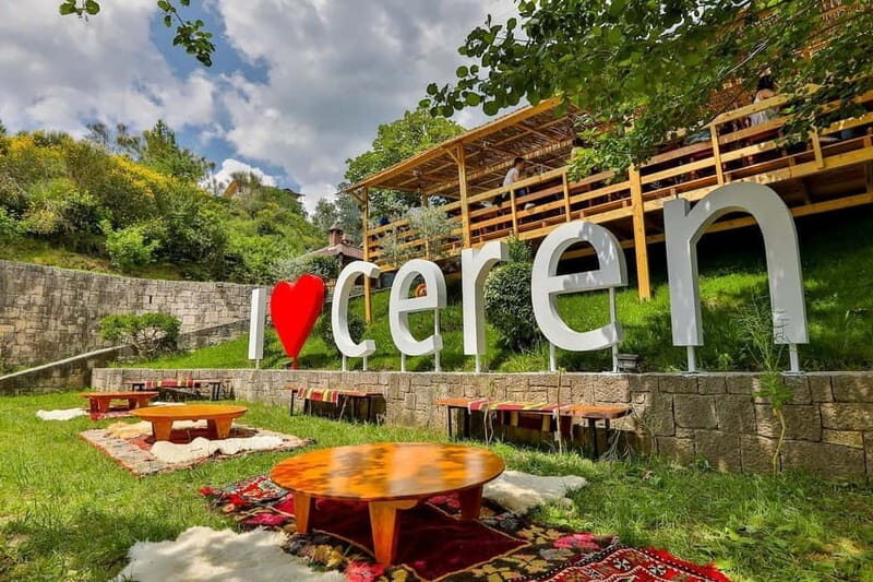 ALBANIAN TRADITIONAL DINING WITH TRANFER AND HOTEL PICKUP - Key Points