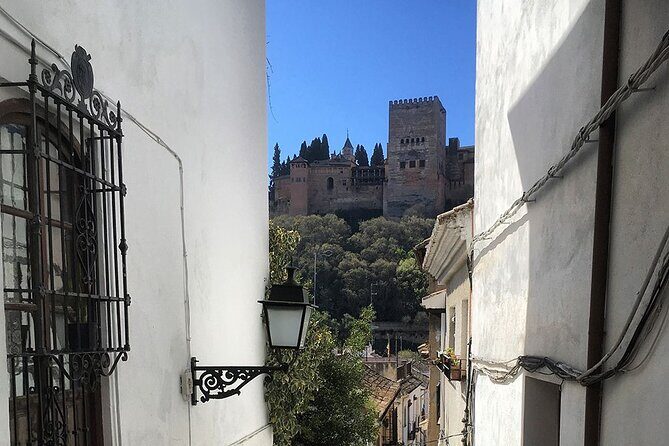 Albayzin and Sacromonte Guided Walking Tour in Granada - Final Verdict: Who Should Book This Tour?