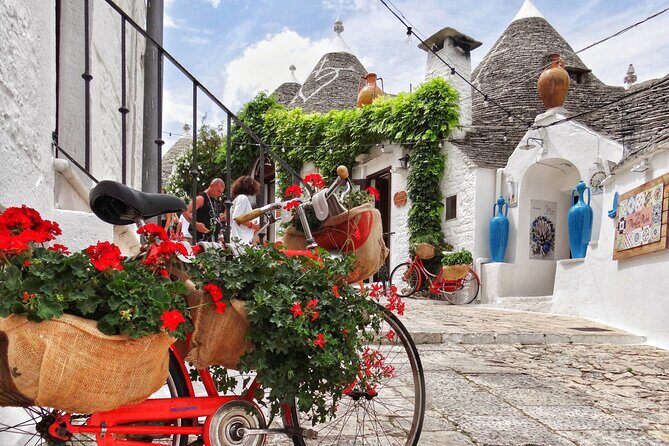 Alberobello and Matera private bus tour from Bari - Key Points