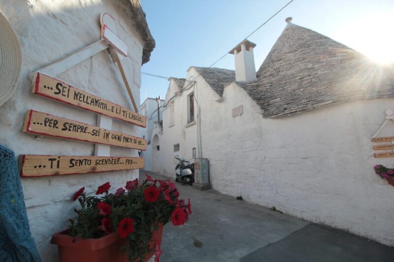 Alberobello: Private or Group 2-hour Walking Tour - Key Points