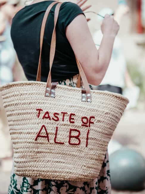 Albi: Food and Market Tour with Tastings and Historic Walk - Key Points