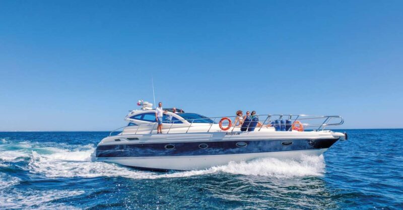 Albufeira: Algarve Half-Day Private Yacht Charter - Comfort and Amenities