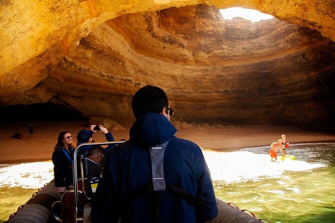 Albufeira: Dolphins and Caves Tour - What is the Albufeira Dolphins and Caves Tour?