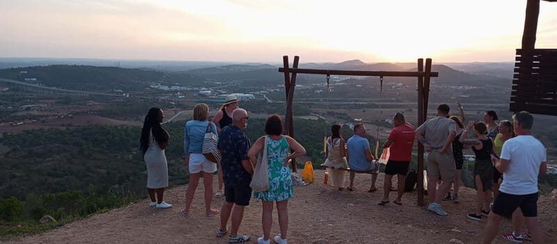 Albufeira: Jeep SunSet Tour & glass of wine - Experience the Algarve on a Jeep Sunset Tour with a Glass of Wine