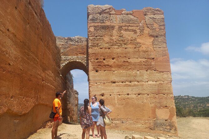 Albufeira Safari Tour with Waterfall*, Castle and Villages - In-Depth: Who Is This Tour Perfect For?