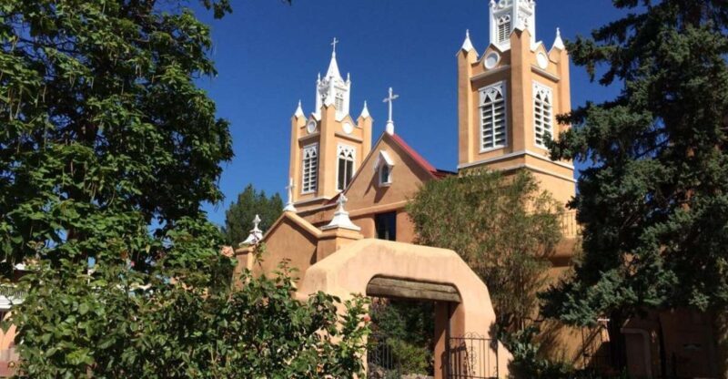 Albuquerque's Timeless Wonders: From Plazas to Museums - Insights From Travelers’ Reviews