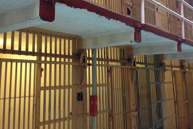 Alcatraz Island Tour with San Francisco Bay Tour - Key Points