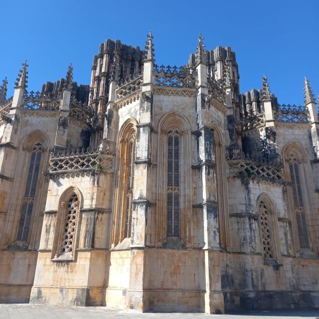 Alcobaça and Batalha Monasteries: Private Tour - Key Points