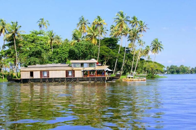 Aleppey Houseboat backwater Day Tour with Lunch and pickup - Discover Kerala’s Backwaters with a Private Houseboat Day Tour