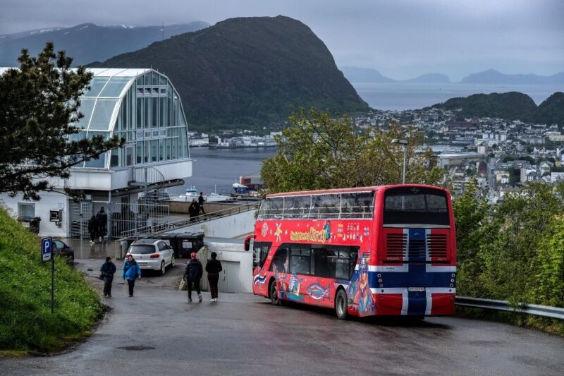 Alesund: City Sightseeing Hop-On Hop-Off Bus Tour - A Comprehensive Look at the Alesund Hop-On Hop-Off Experience