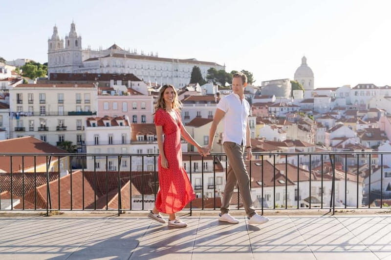Alfama: Unforgettable Photoshoot Experience with a Local - Alfama: Unforgettable Photoshoot Experience with a Local